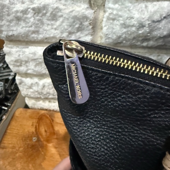 Michael Kors MK Handbag Jet Set Black Pebbled Leather Tote Bag LARGE EXCELLENT - Picture 2 of 14